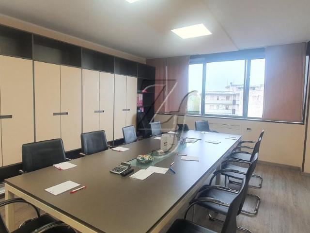 Ufficio in vendita a Quadrante Europa - Stazione, Prato