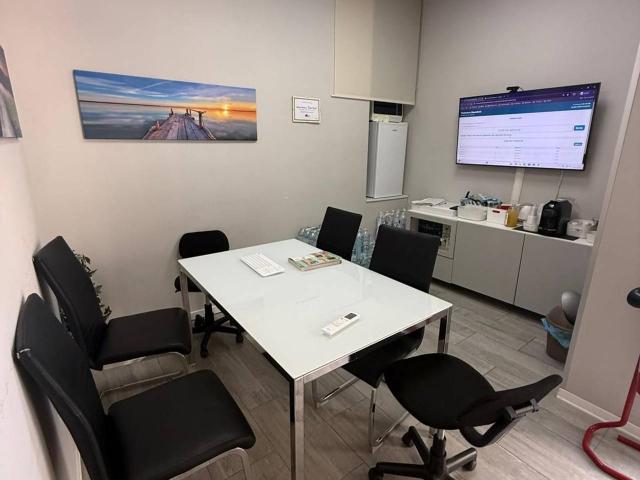 Ufficio in vendita a Soccorso, Prato