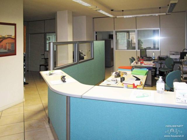 Ufficio in vendita a Fontanelle, Prato