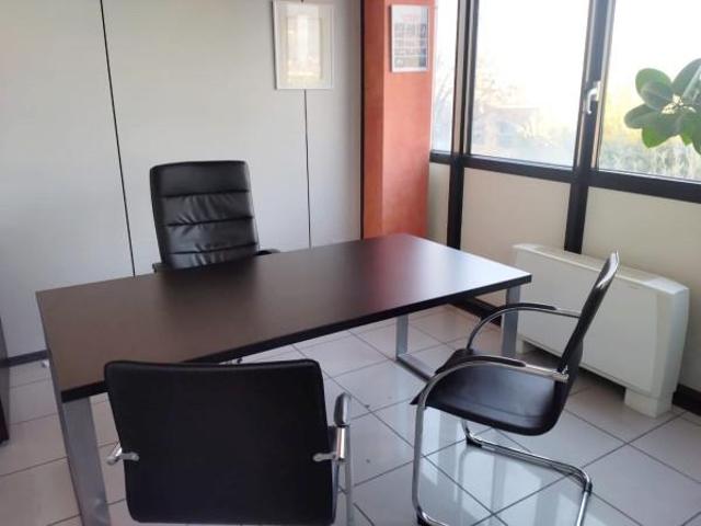 Ufficio in vendita a il Cantiere, Prato