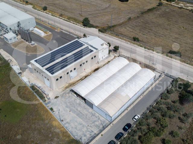 Ufficio in vendita a Zona Industriale Quarta Fase, Ragusa