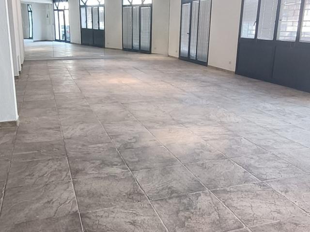 Ufficio in vendita a Ravenna, Reggio Emilia