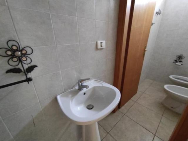 Ufficio in vendita a Calabria, Reggio Calabria