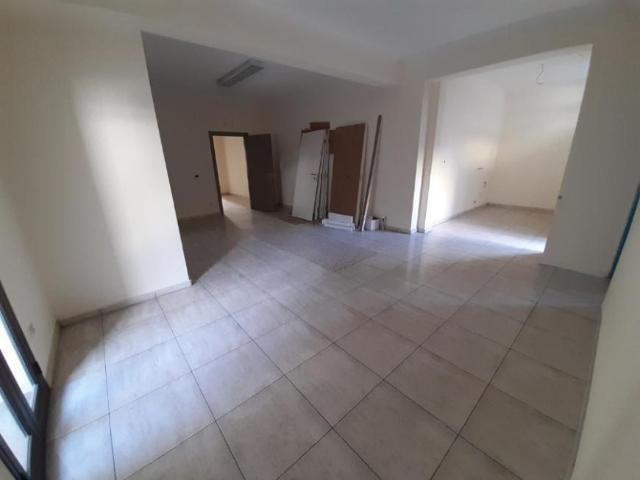 Ufficio in vendita a Calabria, Reggio Calabria