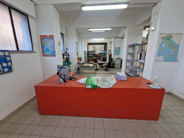 Ufficio in vendita a Calabria, Reggio Calabria