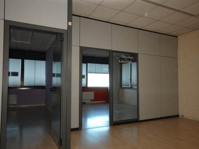 Ufficio in vendita a Pratofontana, Re