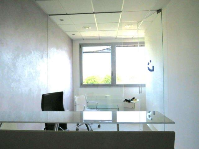 Ufficio in vendita a San Paolo Tribunale, Re