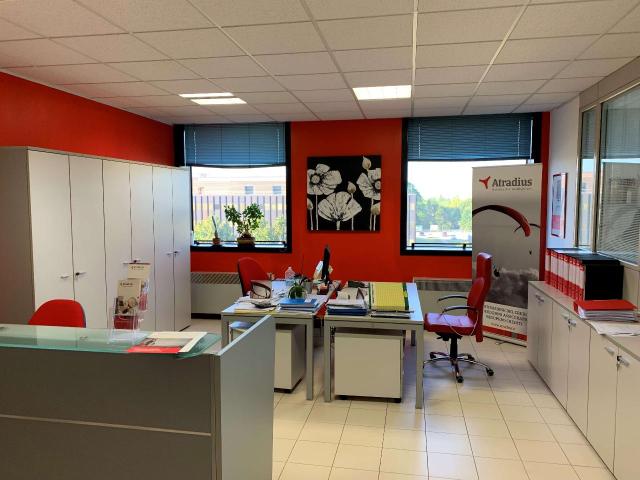 Ufficio in vendita a San Paolo Tribunale, Re