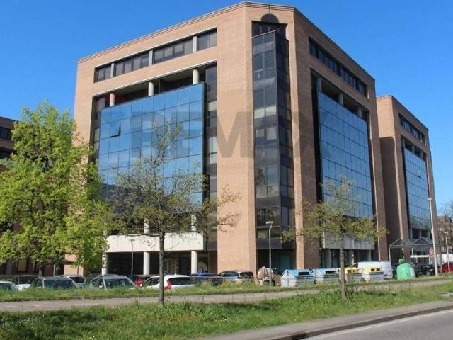 Ufficio in vendita a San Paolo Tribunale, Re