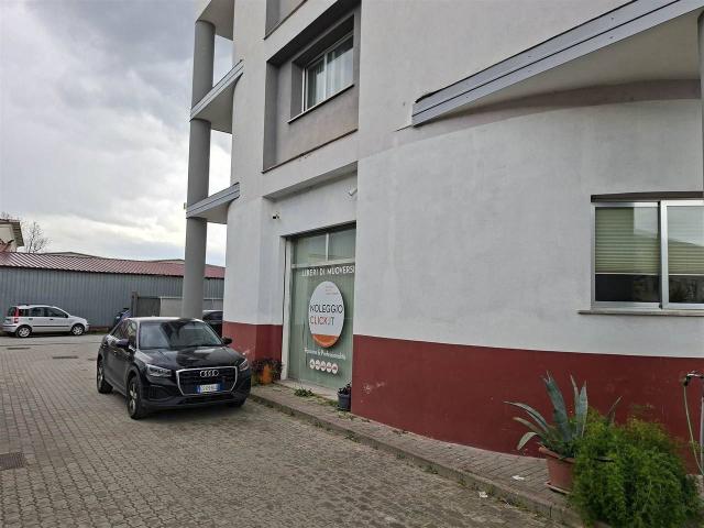 Ufficio in vendita a Calabria, Cosenza