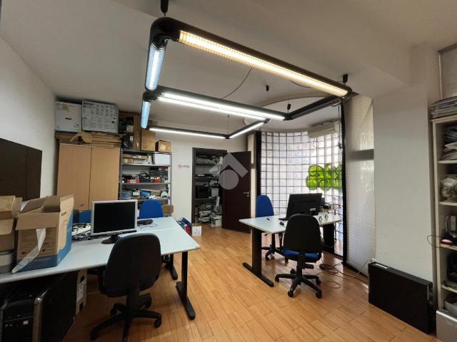 Ufficio in vendita a Calabria, Cosenza