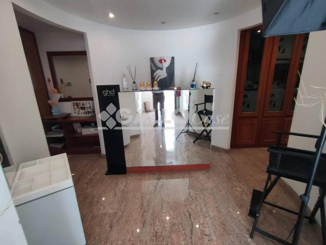 Ufficio in vendita a Calabria, Cosenza