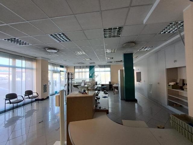 Ufficio in vendita a San Giovanni, Rho