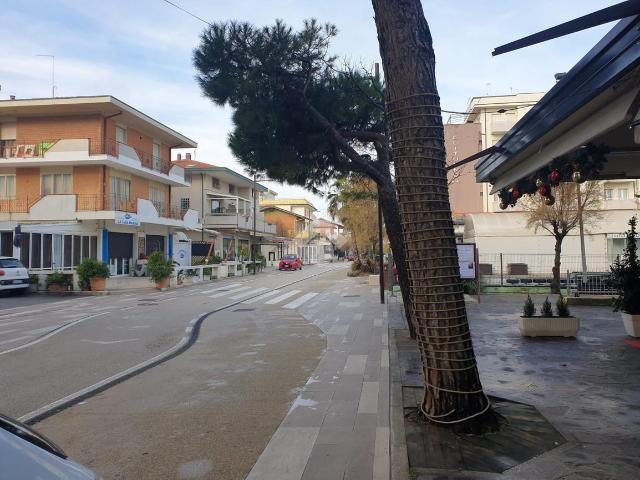 Ufficio in vendita a Rimini, Reggio Emilia