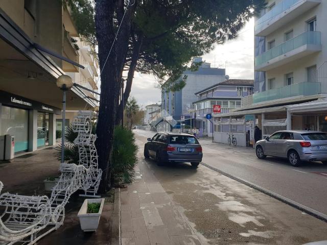 Ufficio in vendita a Rimini, Reggio Emilia