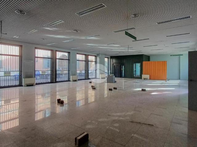 Ufficio in vendita a Rivolta D'adda, Lombardia