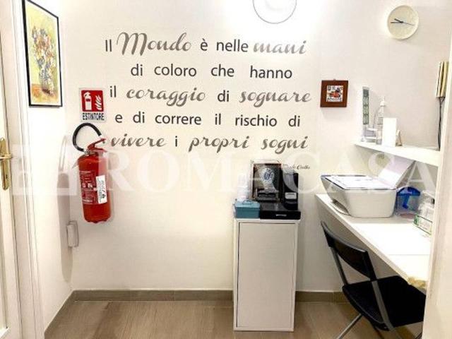 Ufficio in vendita a Municipio Roma VIII, Roma Capitale