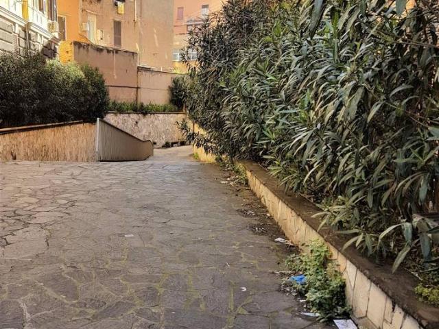 Ufficio in vendita a Municipio Roma VII, Roma Capitale