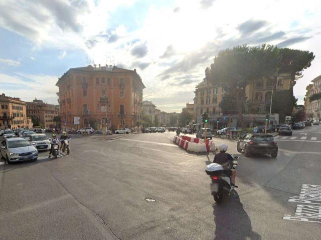Ufficio in vendita a Municipio Roma II, Roma Capitale