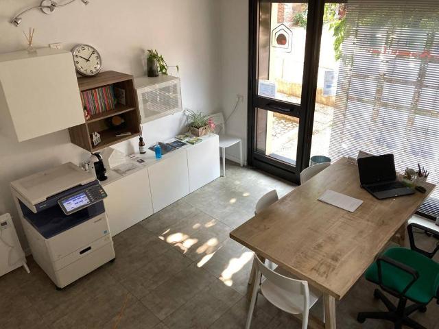 Ufficio in vendita a Ronco Briantino, Lombardia