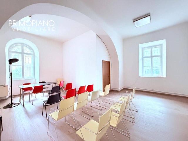 Ufficio in vendita a Comunità della Vallagarina, Borgo Sacco