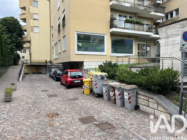 Ufficio in vendita a Comunità della Vallagarina, Borgo Sacco