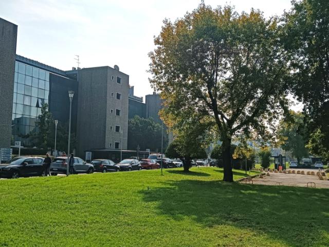 Ufficio in vendita a Valleambrosia, Rozzano