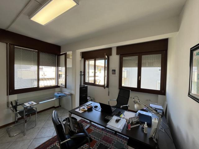 Ufficio in vendita a Rubano, Veneto