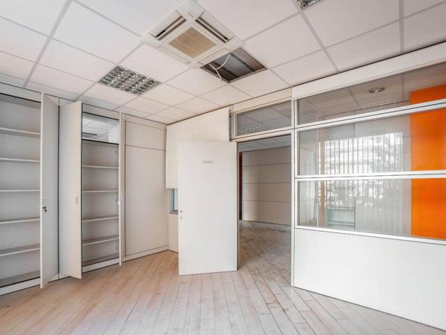 Ufficio in vendita a Tresinaro - Secchia, Re