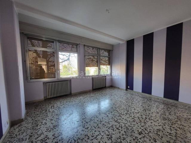 Ufficio in vendita a Tresinaro - Secchia, Re