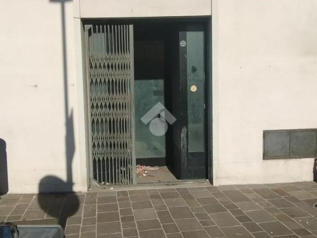 Ufficio in vendita a Russi, Reggio Emilia