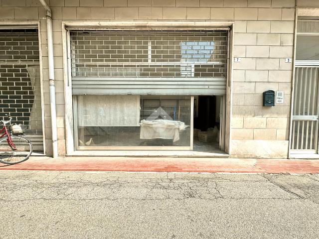 Ufficio in vendita a Piemonte, Alessandria