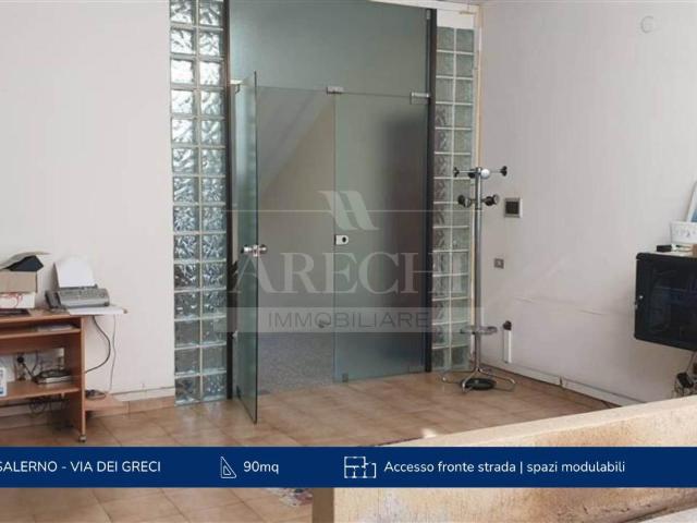 Ufficio in vendita a Salerno, Campania