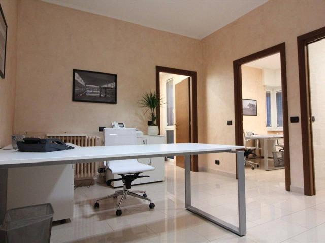 Ufficio in vendita a Triulzo, San Donato Milanese
