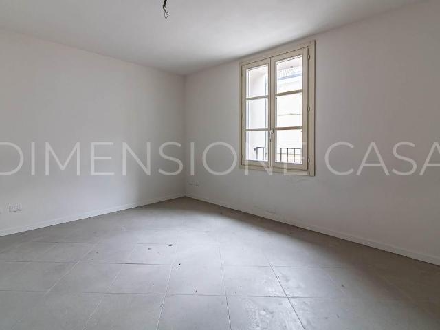 Ufficio in vendita a Unione Comuni Modenesi Area Nord, San Felice Sul Panaro