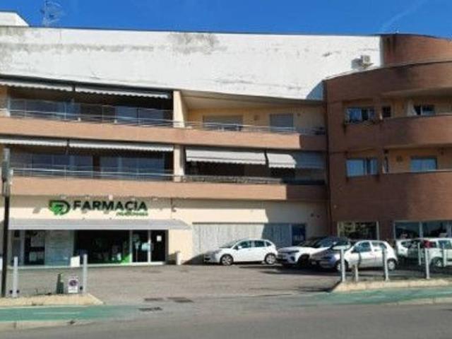 Ufficio in vendita a Sambuceto, San Giovanni Teatino