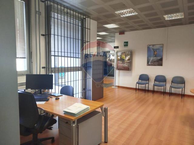 Ufficio in vendita a Zivido, San Giuliano Milanese