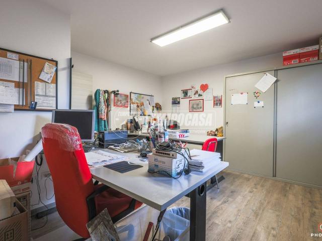 Ufficio in vendita a Idice, San Lazzaro