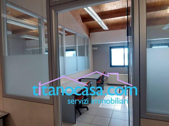 Ufficio in vendita a Falciano, Serravalle