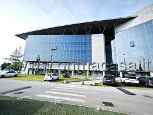 Ufficio in vendita a Case Nuove, San Martino Buon Albergo