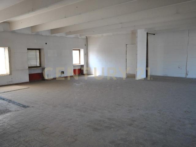 Ufficio in vendita a Case Nuove, San Martino Buon Albergo