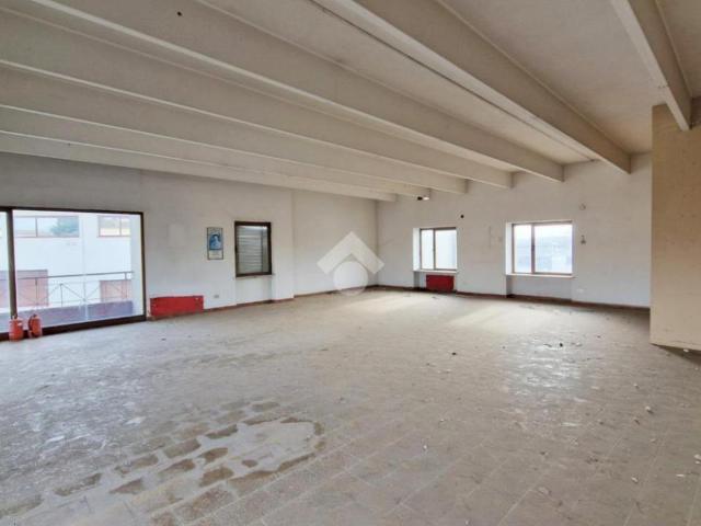 Ufficio in vendita a Case Nuove, San Martino Buon Albergo
