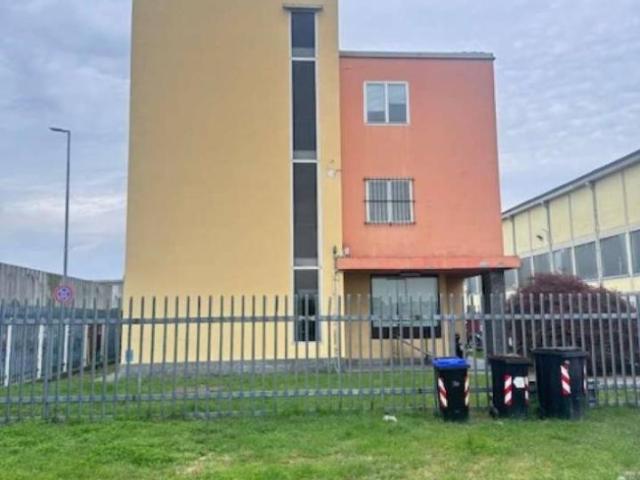 Ufficio in vendita a Piemonte, Novara