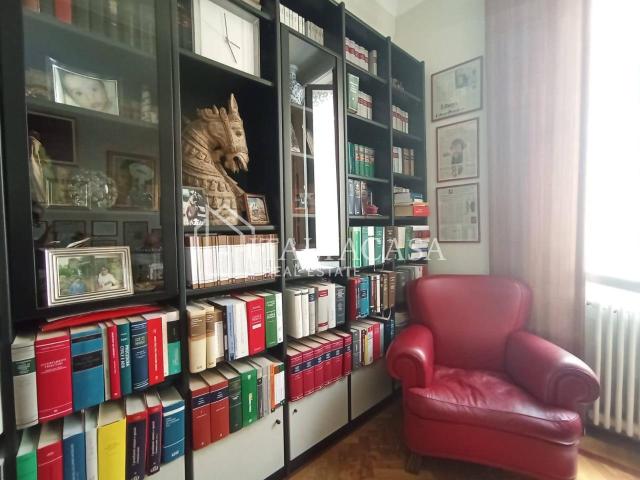 Ufficio in vendita a Sanremo, Provincia di Imperia