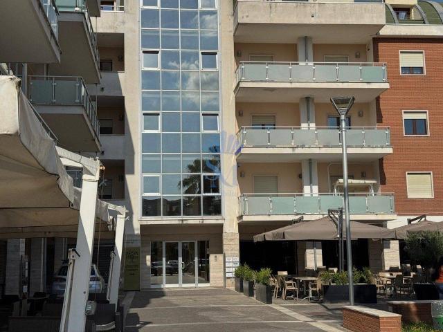 Ufficio in vendita a Santa Maria Capua, Campania