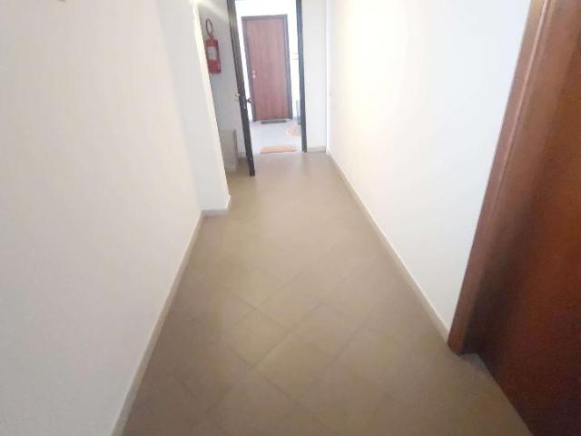 Ufficio in vendita a Sarzana, Liguria