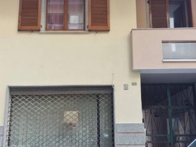 Ufficio in vendita a Cappuccini, Cala Di Volpe