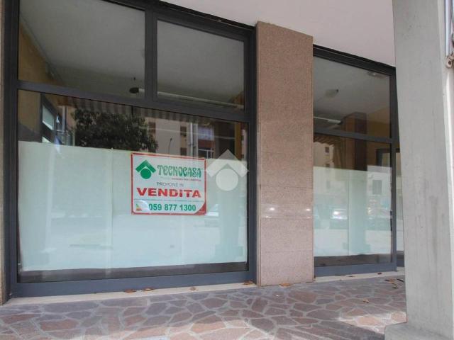 Ufficio in vendita a Unione dei comuni del Distretto Ceramico, Sassuolo