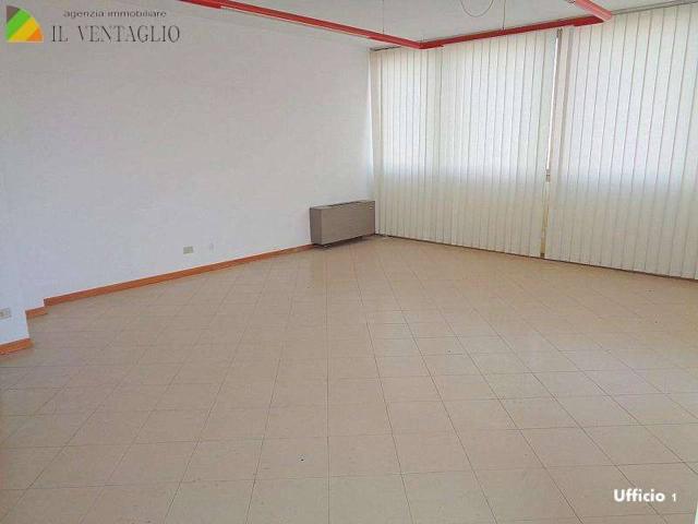 Ufficio in vendita a San Giorgio, Sassuolo