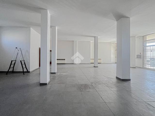 Ufficio in vendita a Unione dei comuni del Distretto Ceramico, Sassuolo